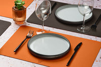 Set de table rectangulaire réversible - 6 pièces - Cuir recyclé orange et chocolat